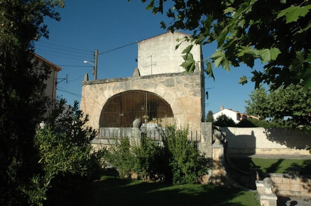 Ermita de San Pedro de Bourges